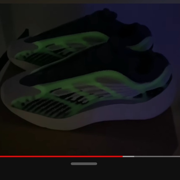 Adidas Yeezy 700 V3 “Fade Salt”size: 9.5 ID1674 - Picture 7 of 11